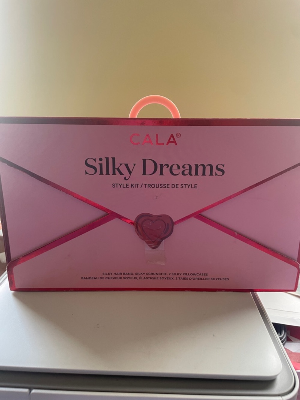 CALA Silky Dreams Pink Style Kit satin pillow case and hair accessories nwt